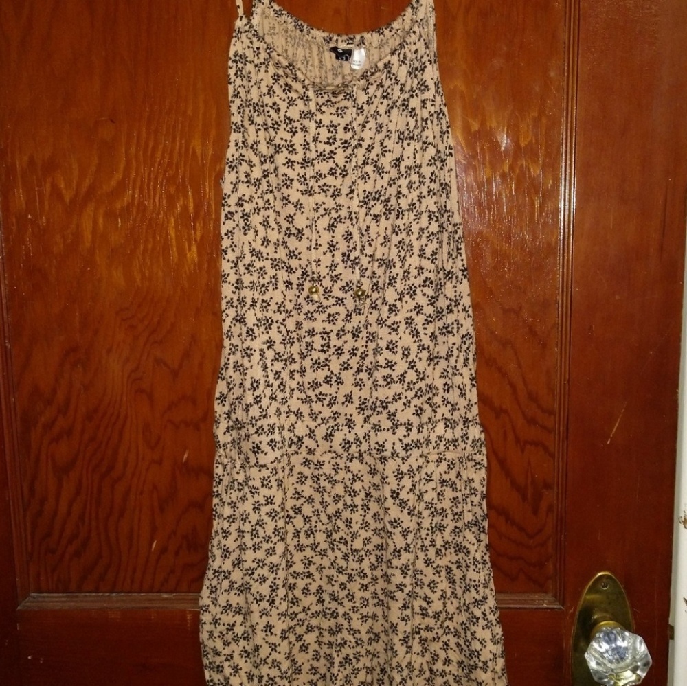 H&M Divided tan and black adjustable romper